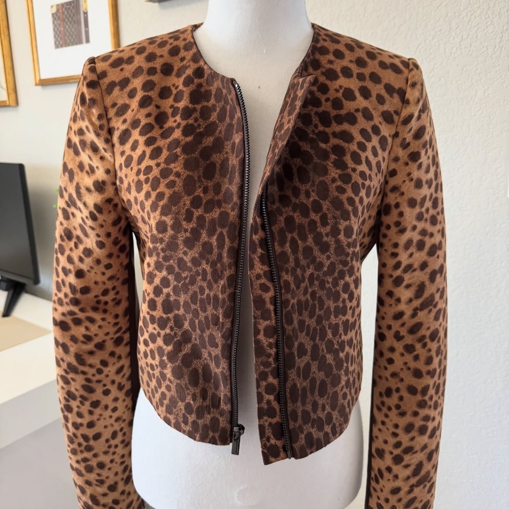 BCBG LEOPARD BLAZER